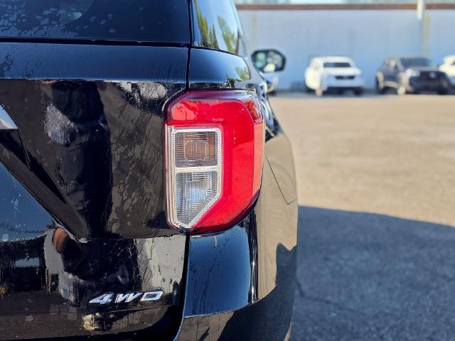 2021 Ford Explorer - $22,650