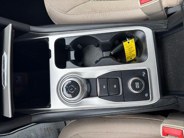 2022 Ford Explorer - $25,479
