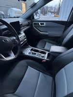 2022 Explorer Thumbnail 9