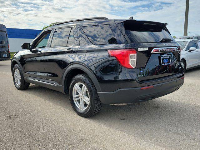 2022 Ford Explorer - $28,789