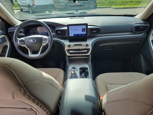 2022 Ford Explorer - $28,789