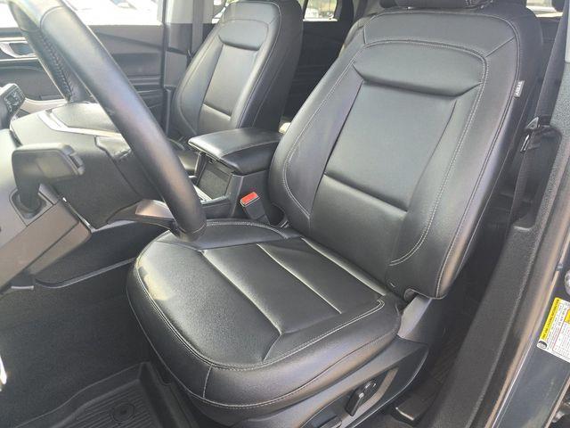 2022 Ford Explorer - $26,425