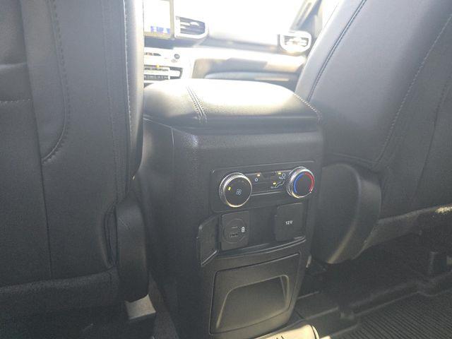 2022 Ford Explorer - $26,425