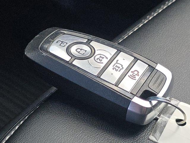 2022 Ford Explorer - $26,425