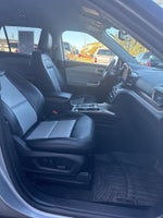 2023 Explorer Thumbnail 22