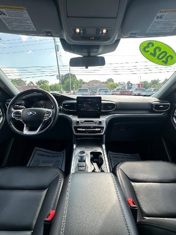 2023 Ford Explorer - $29,900