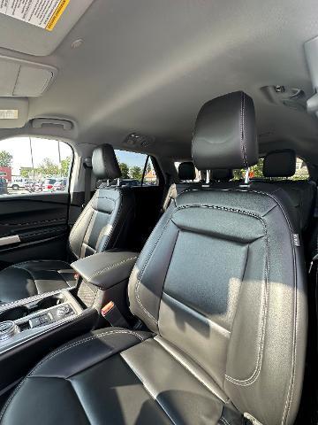 2023 Ford Explorer - $29,900