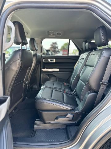 2023 Ford Explorer - $29,900