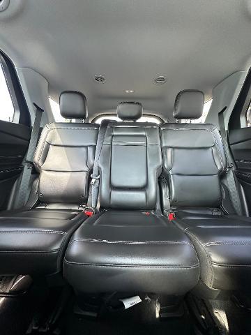 2023 Ford Explorer - $29,900