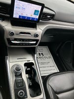 2023 Explorer Thumbnail 12