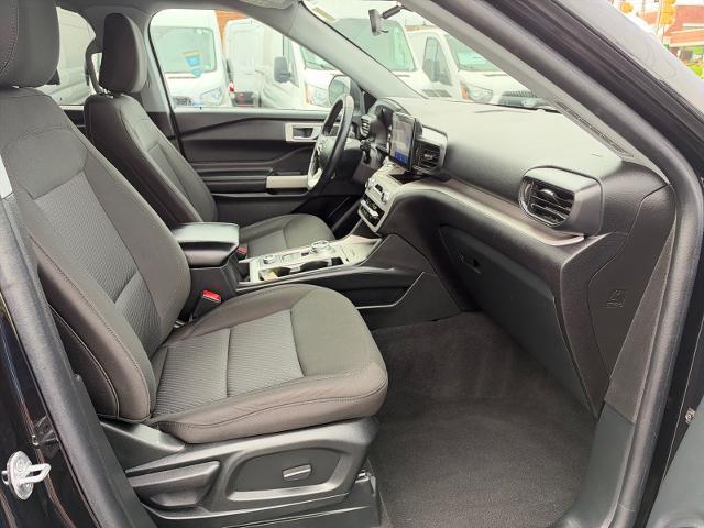 2023 Ford Explorer - $26,995