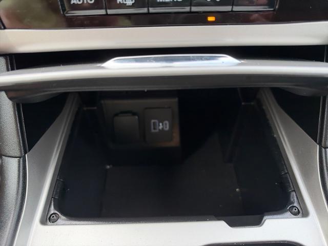 2023 Ford Explorer - $26,995