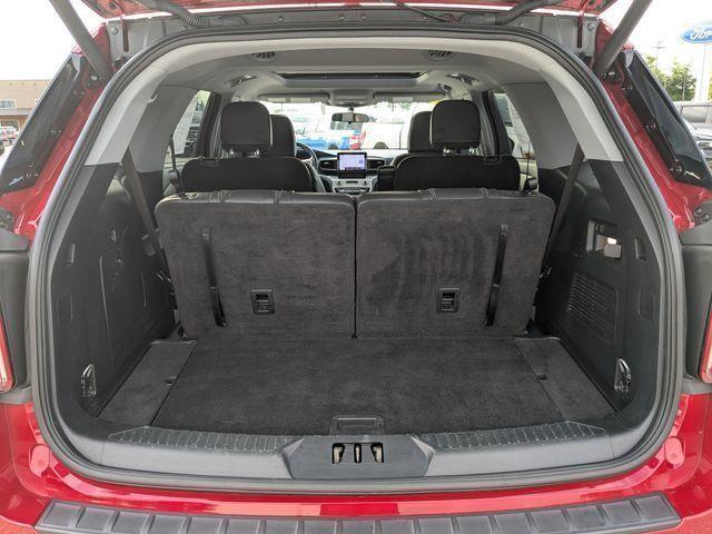 2023 Ford Explorer - $32,495