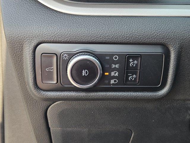 2023 Ford Explorer - $29,011
