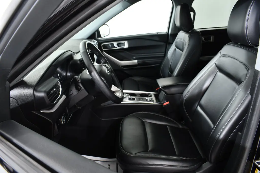 2023 Ford Explorer - $32,155
