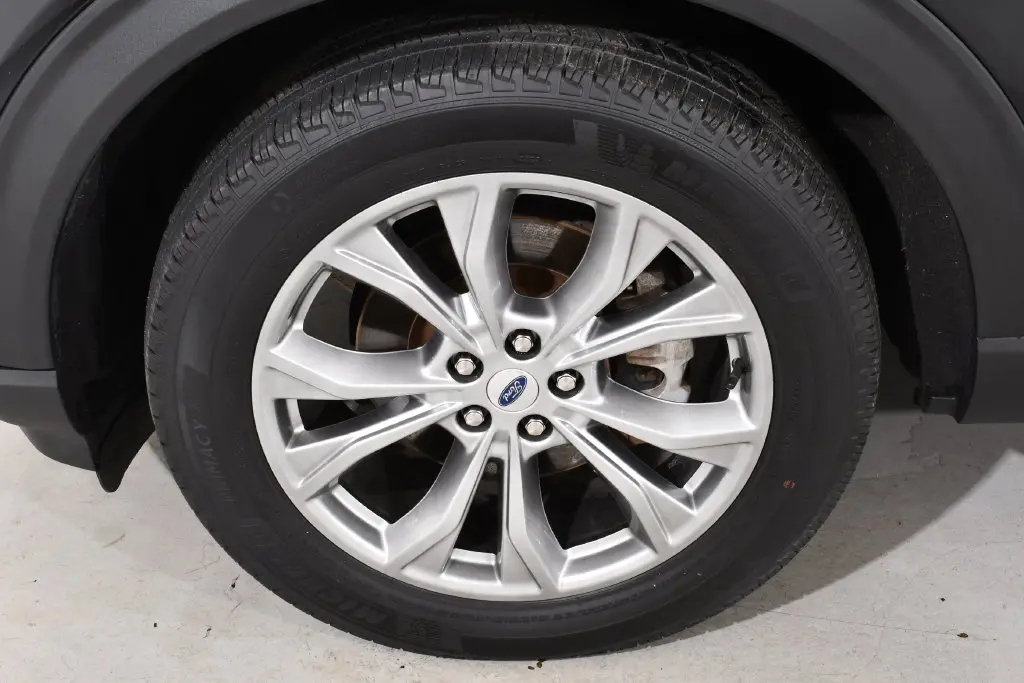 2023 Ford Explorer - $32,155