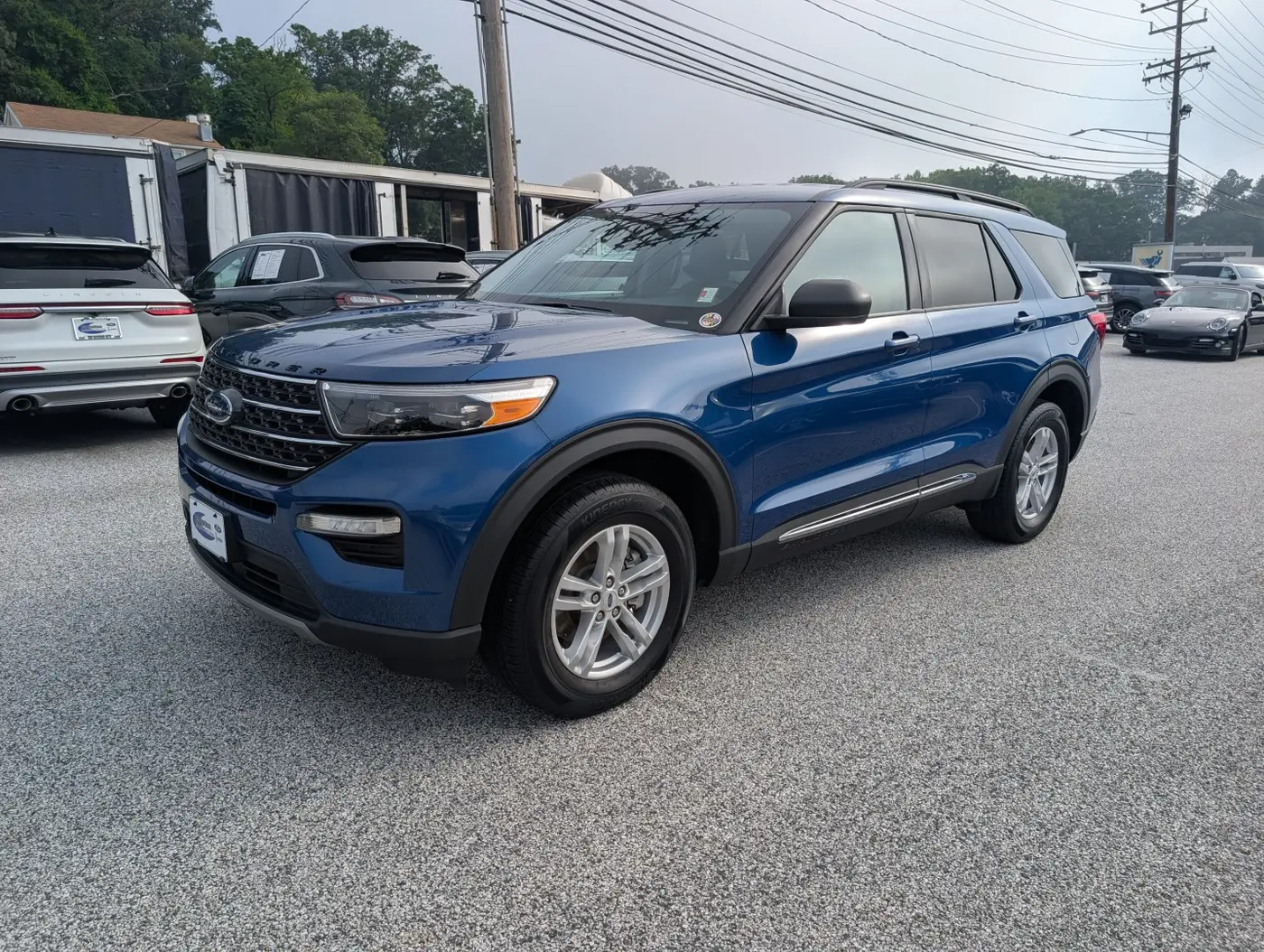 2023 Ford Explorer - $30,500