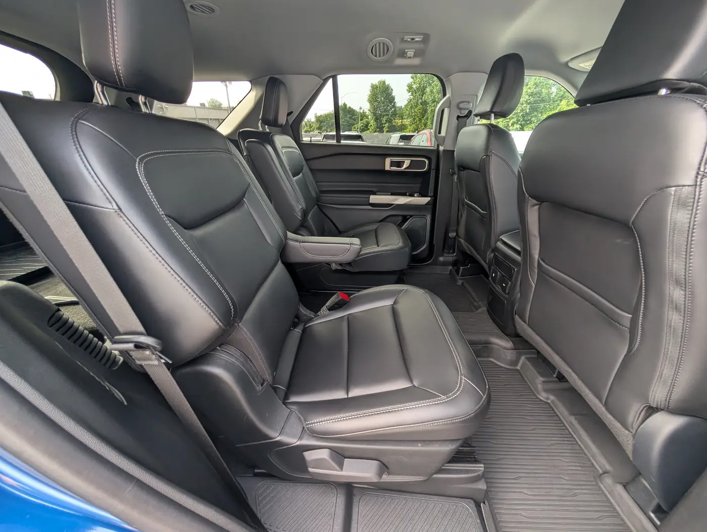 2023 Ford Explorer - $30,500