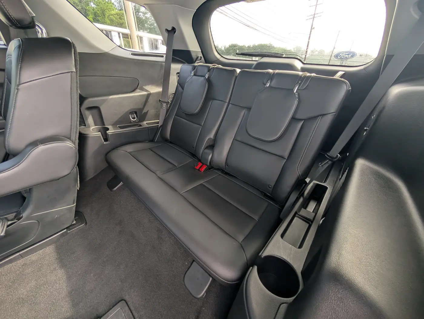 2023 Ford Explorer - $30,500