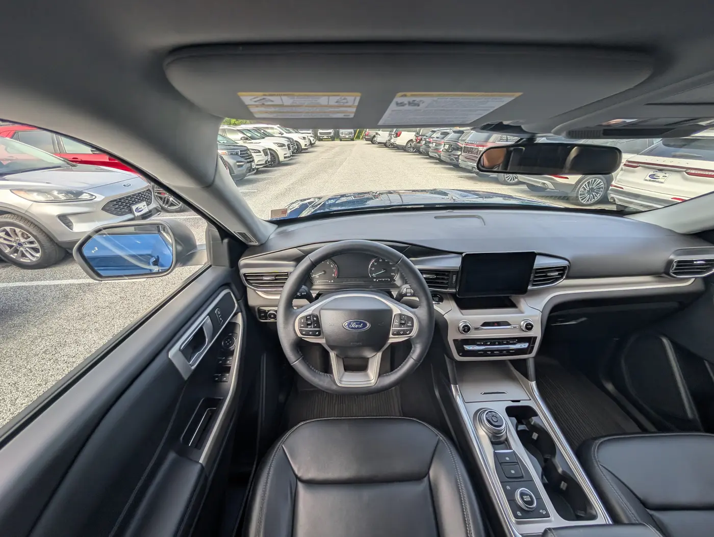 2023 Ford Explorer - $30,500