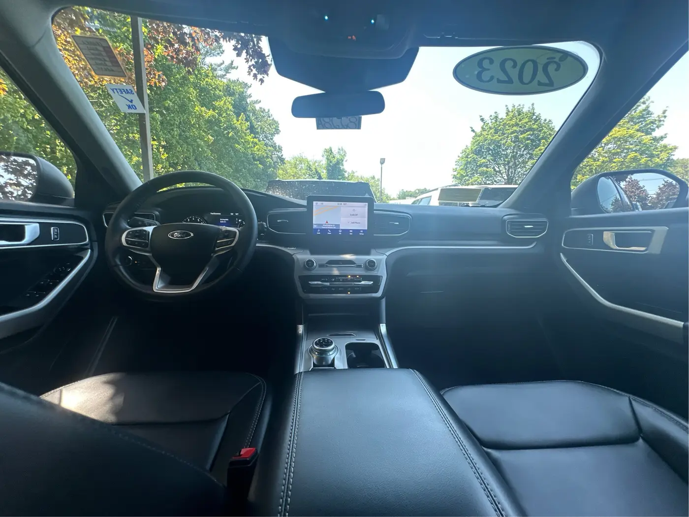 2023 Ford Explorer - $34,890