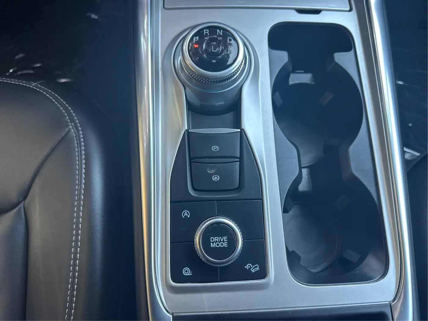 2023 Ford Explorer - $34,890