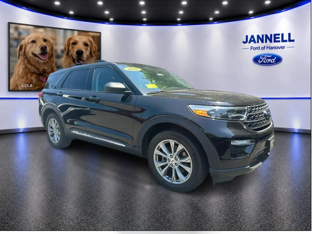 2023 Ford Explorer - $34,890