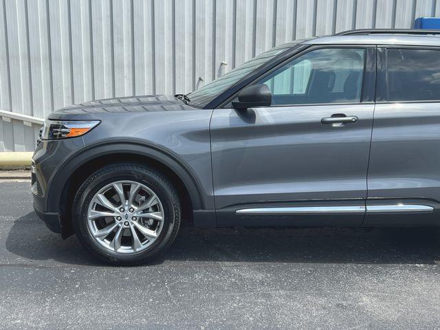 2023 Ford Explorer - $32,999