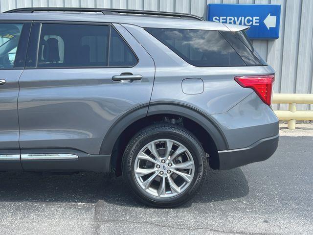 2023 Ford Explorer - $32,999