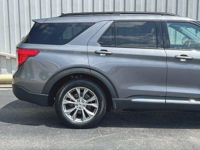 2023 Ford Explorer - $32,999