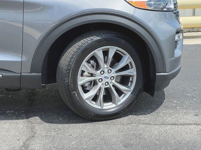 2023 Ford Explorer - $32,999