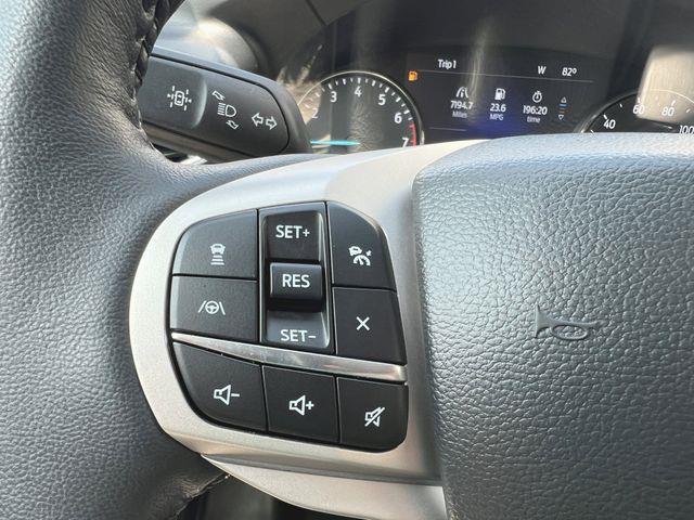 2023 Ford Explorer - $32,999