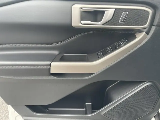 2023 Ford Explorer - $31,000