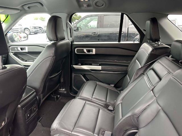 2023 Ford Explorer - $25,998