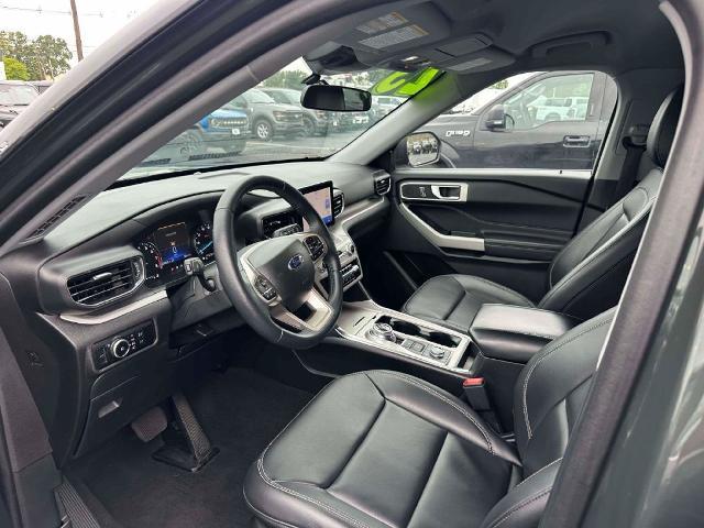 2023 Ford Explorer - $25,998