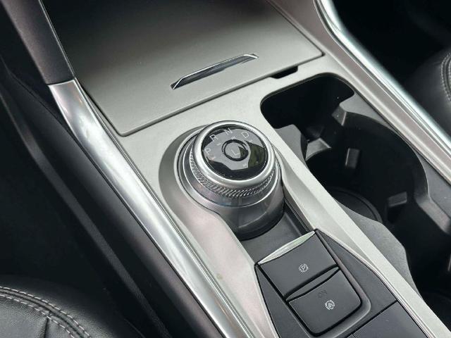 2023 Ford Explorer - $25,998