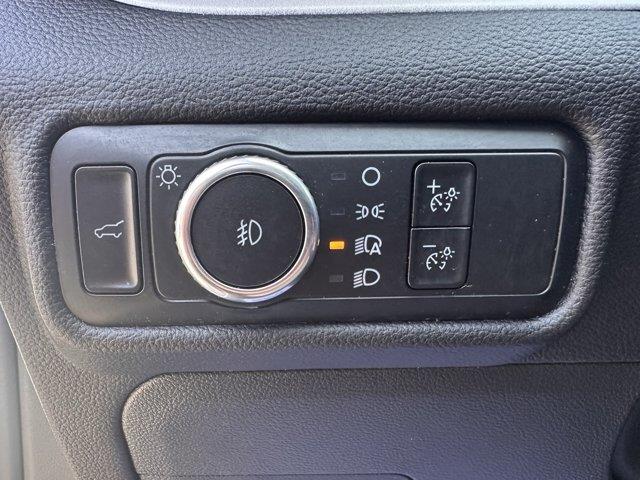 2023 Ford Explorer - $35,820