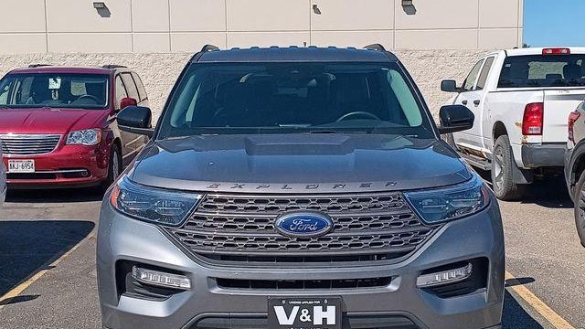 2024 Ford Explorer XLT