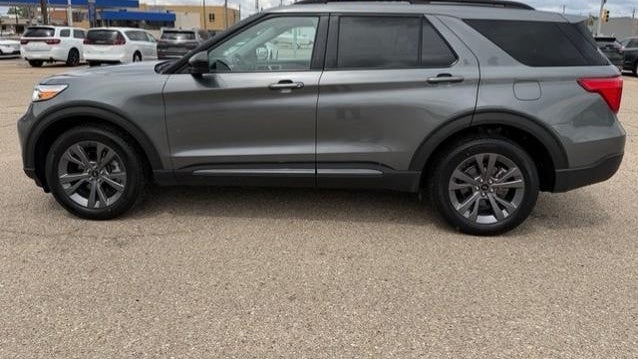2024 Ford Explorer XLT