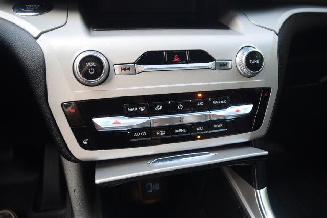 2024 Ford Explorer - $28,500