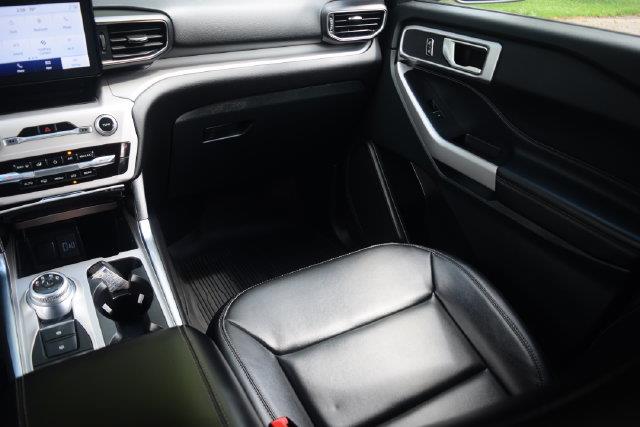 2024 Ford Explorer - $28,500