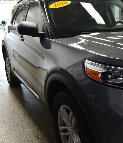 2024 Ford Explorer - $35,995