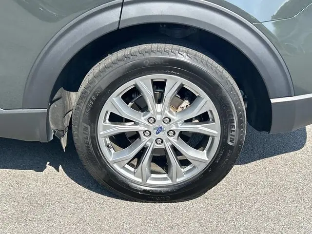 2024 Ford Explorer - $33,202