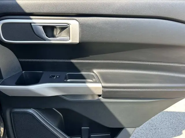 2024 Ford Explorer - $33,202