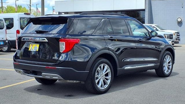 2024 Ford Explorer XLT