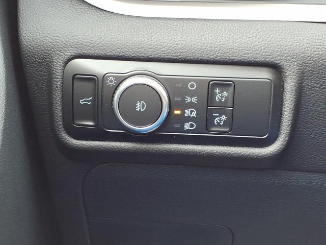 2024 Ford Explorer - $30,900