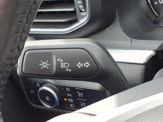 2024 Ford Explorer - $30,900