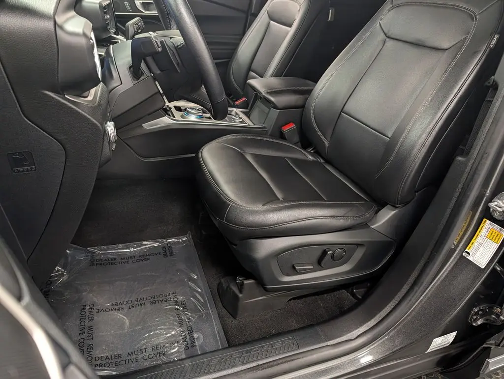 2020 Ford Explorer - $20,100