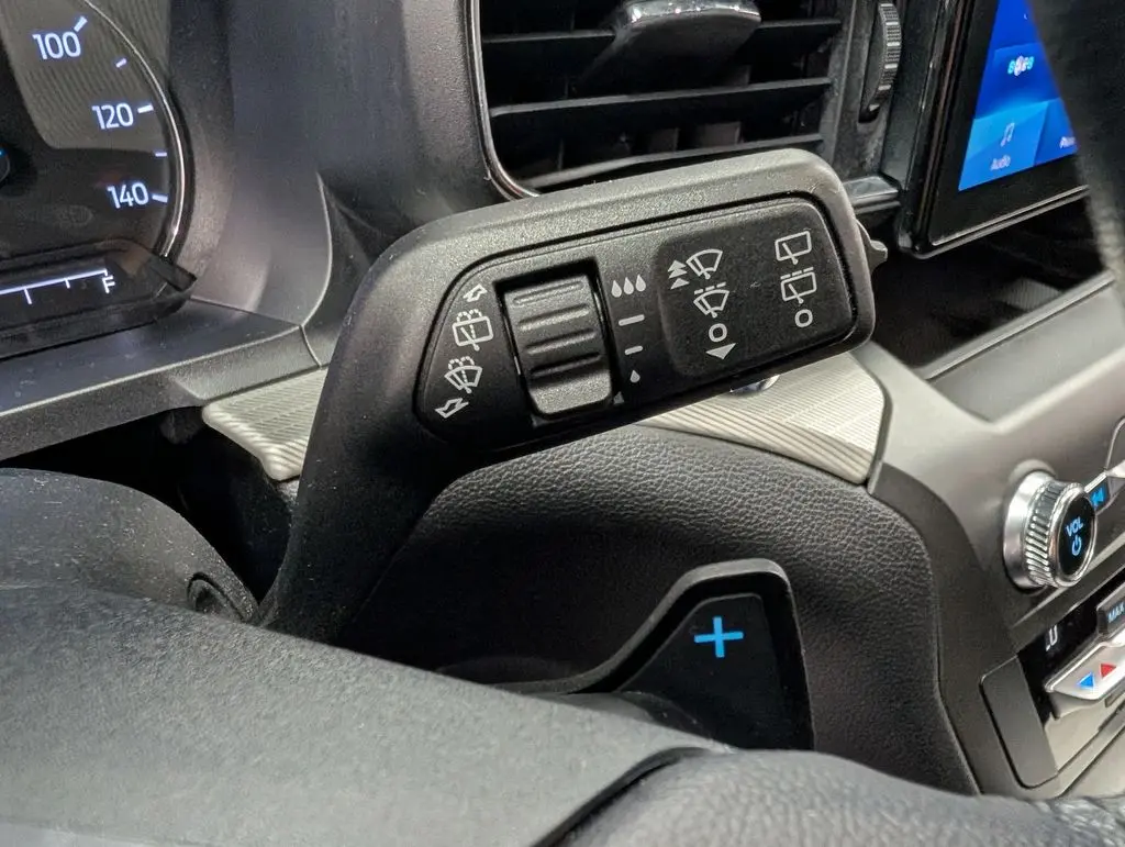 2020 Ford Explorer - $20,100