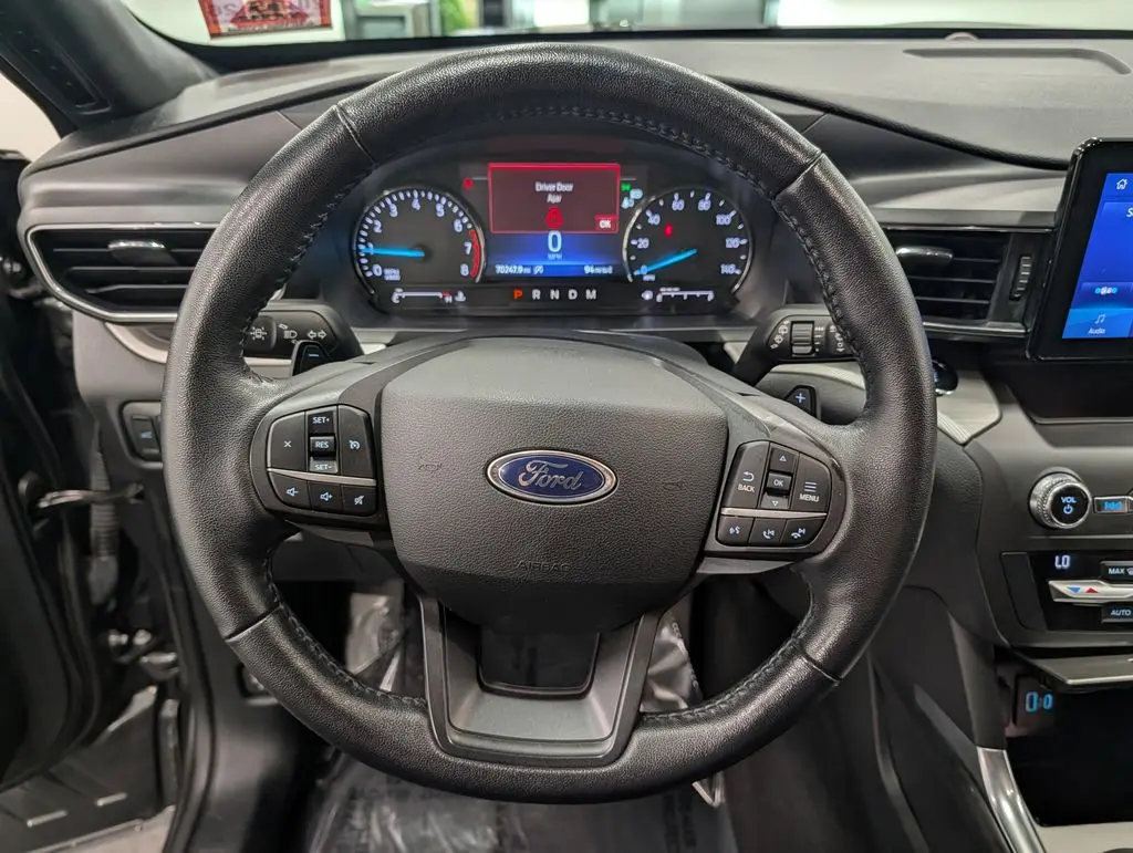 2020 Ford Explorer - $20,100